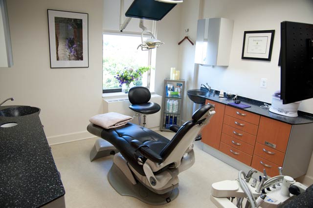 Image of dental treatment room
